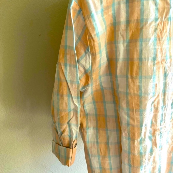 Christopher & Banks plaid pastel three bottom placket front cotton blouse Size L - Picture 8 of 14